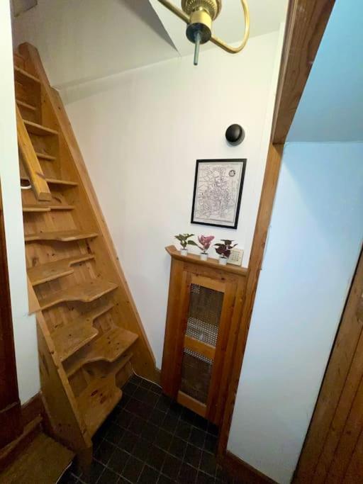 Historic Cottage In The Heart Of Old Aberdeen. エクステリア 写真
